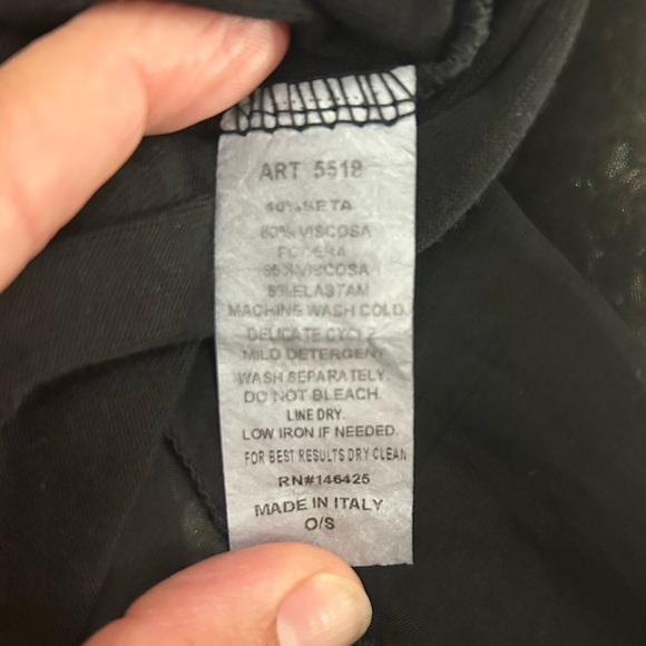 Tina Stephen’s NWT tie back silk tank made in Italy- One Size - Picture 7 of 10